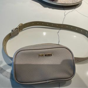 Steve Madden belt bag